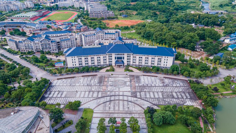 PCB电路板：揭秘其优缺点，助力选型决策